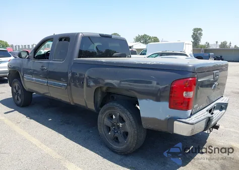 2010 Chevrolet Silverado 1500 Lt z USA, uszkodzony, nr VIN 1GCSCSE06AZ279200